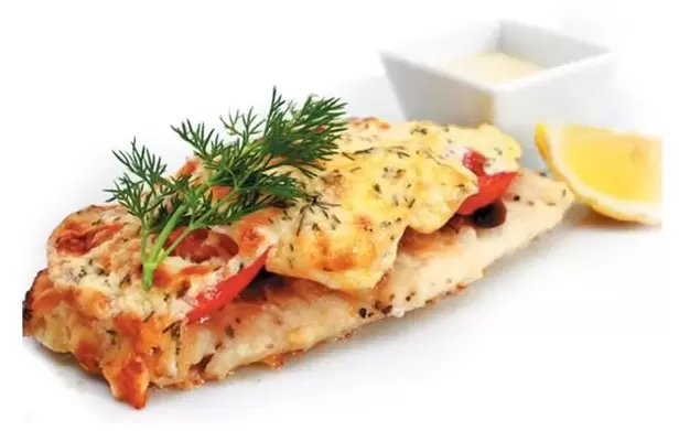 Baked fish with herbs and garlic in the 6-petal diet menu